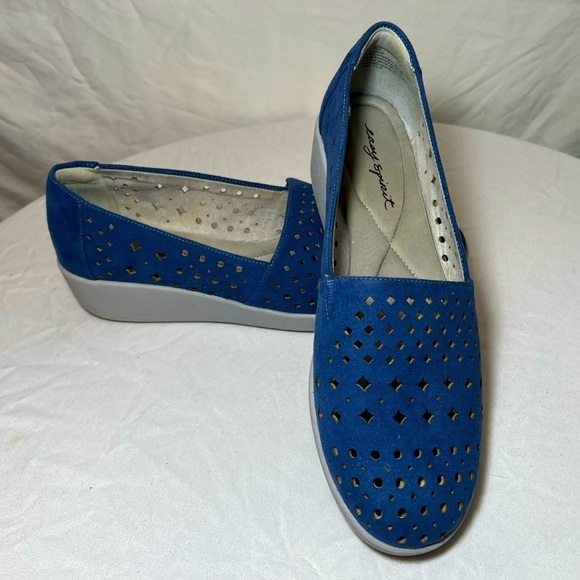 Easy Spirit Shoes - Easy Spirit Kimmie Slipon Blue Loafers Women's Size 10 - Like new!